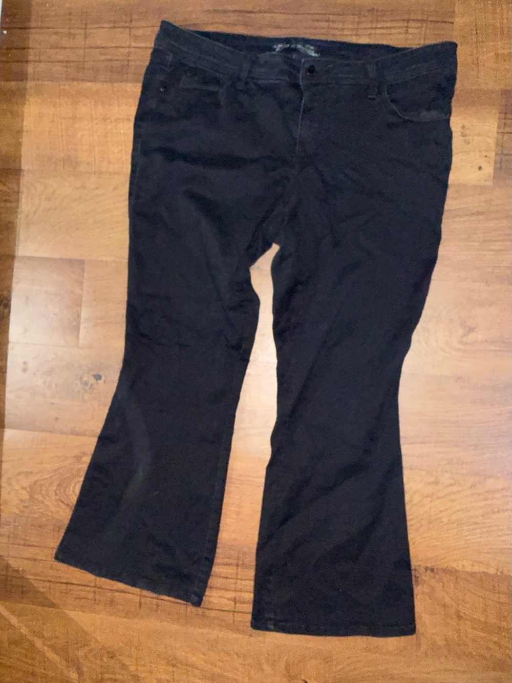 Black Flare Jeans for Women - Sleek Everyday Style